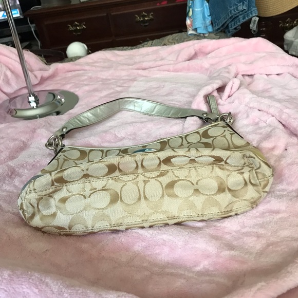 Coach tan signature C with patent leather multi colored stripes hobo bag - Picture 5 of 7